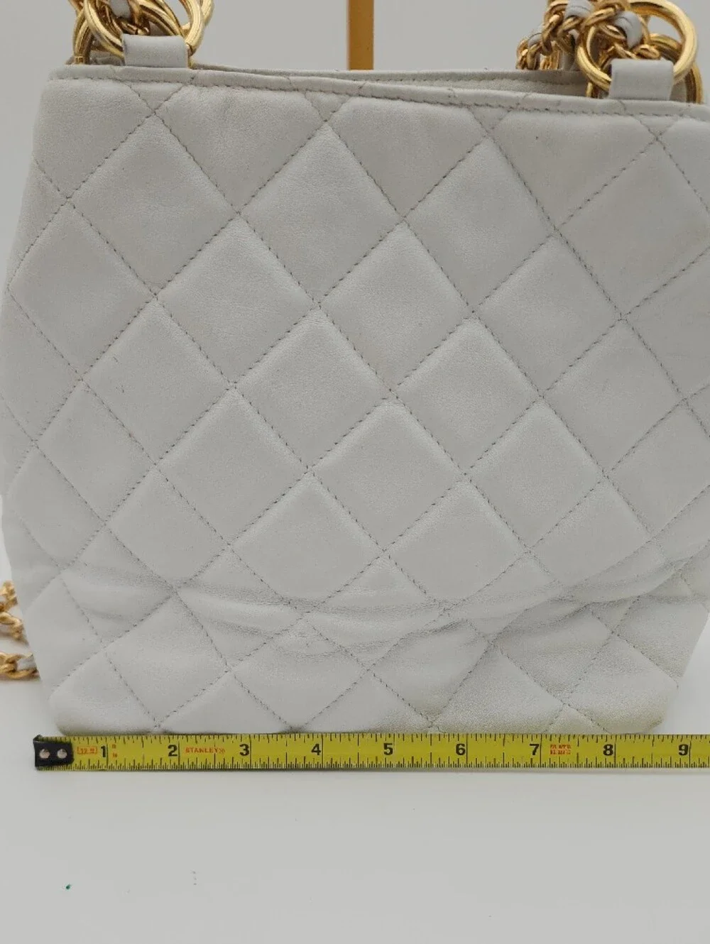 Giani Bernini Quilted White Leather Shoulder Bag with Gold Chain Strap